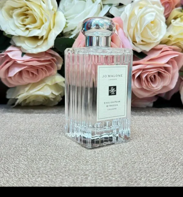 Perfume  Jo Malone English Pear & Fresia